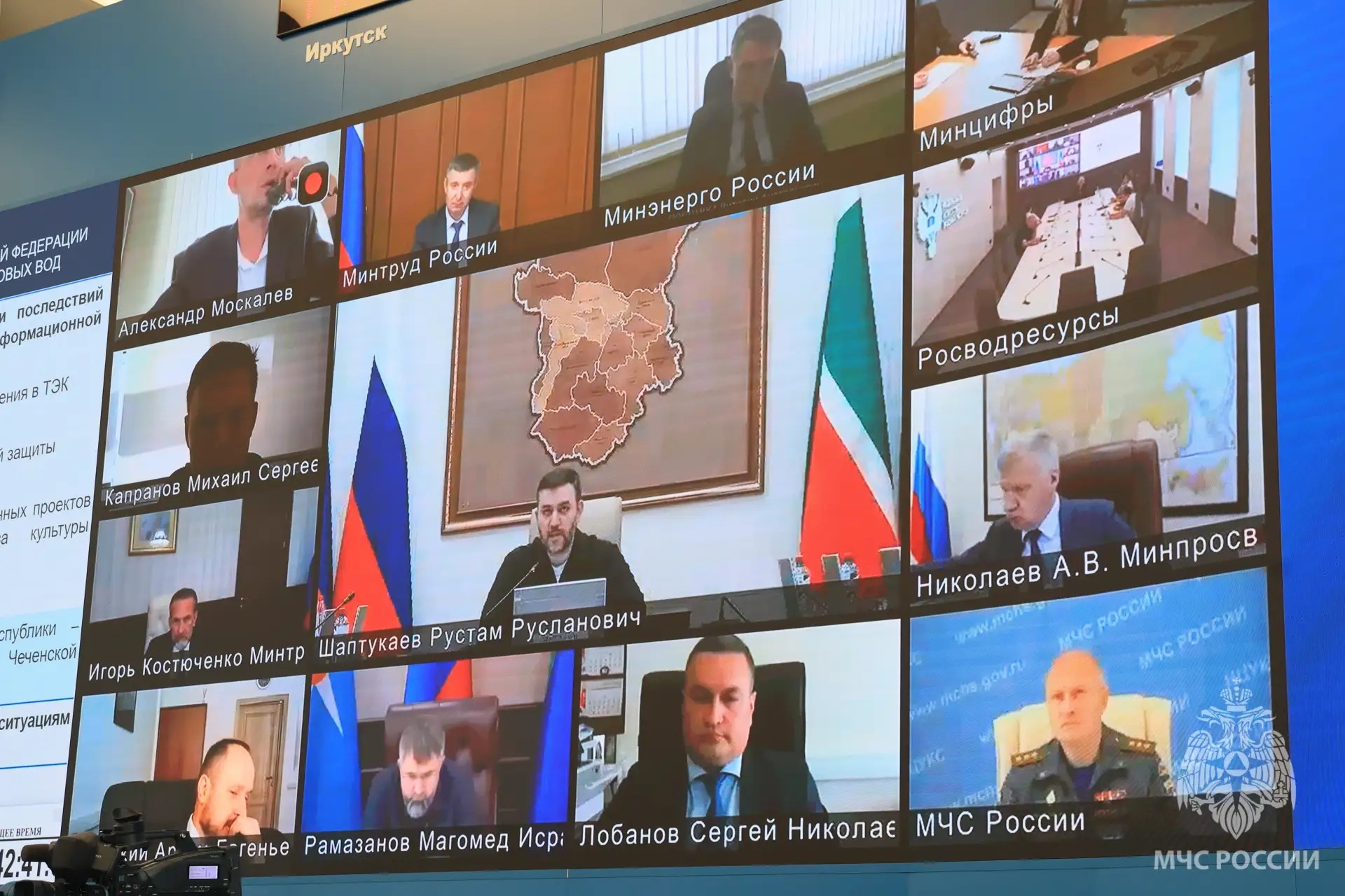 Более 2 тысяч заявлений на социальные выплаты за поврежденное и утраченное жилье принято в Дагестане